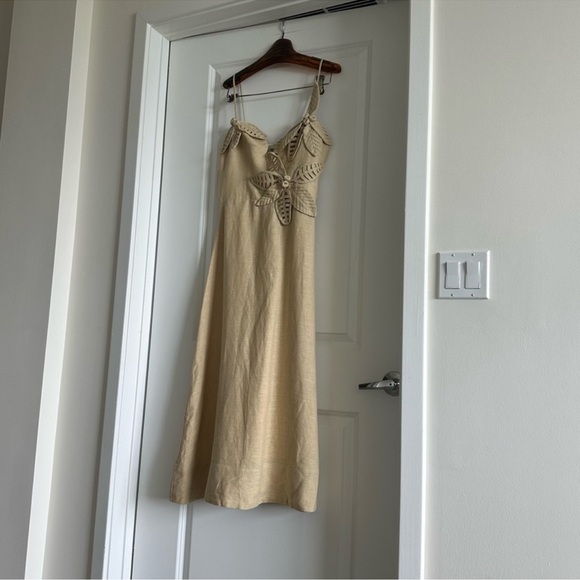 Farm Rio Sand 3d Flower Bodice Midi Dress - Picture 6 of 8